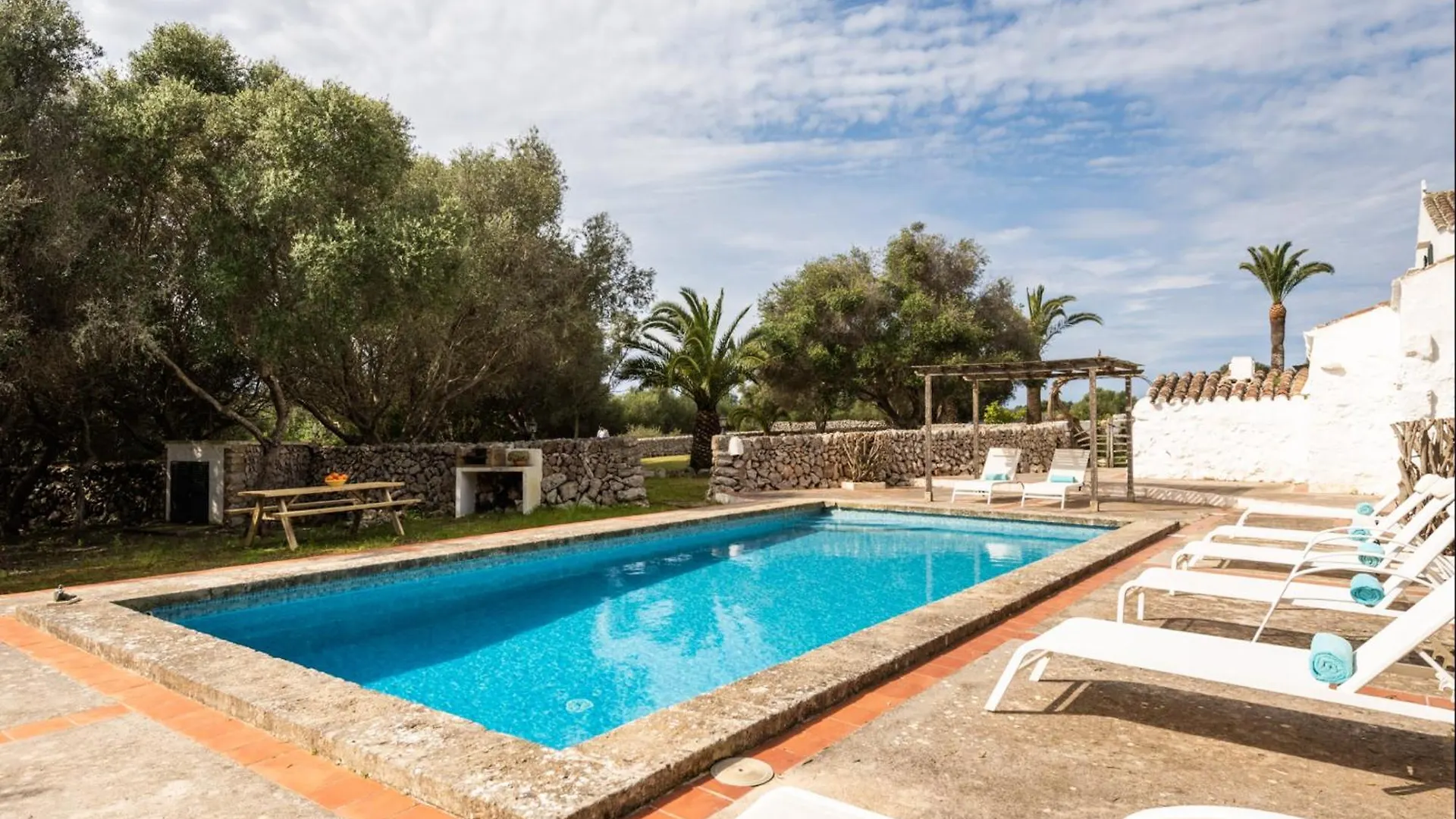 New! Villa Biniparrell Vell 0*,
